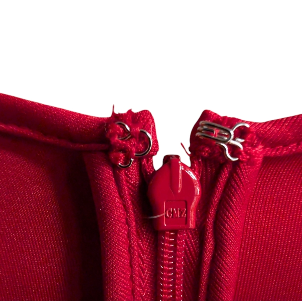 NEW Roz & Ali DRESSBARN red stretchy flare cocktail dress lace cutout 8 Petite - Picture 5 of 7